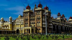 Mysore-Palace-One-of-The-Most-Famous-Tourist-Places-in-Mysore (1)